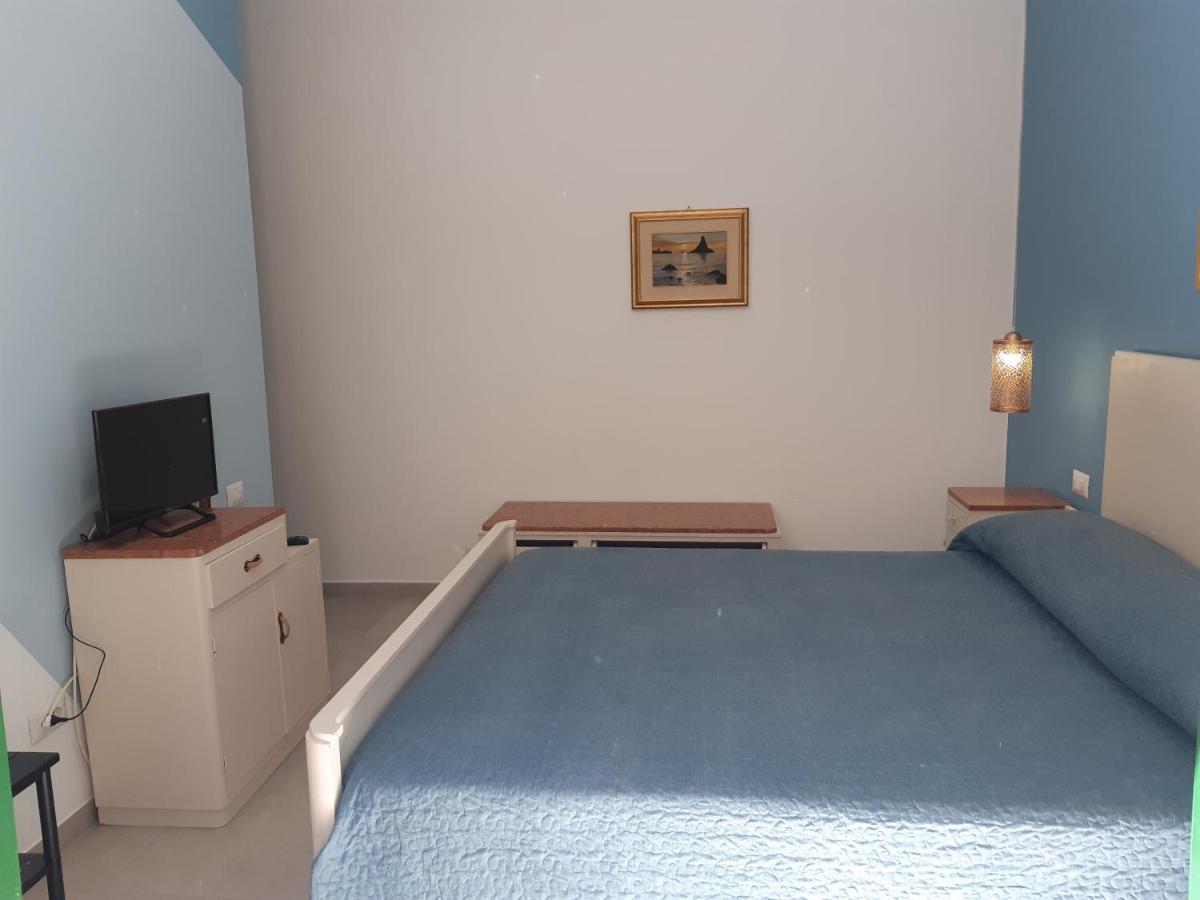 Casa Vacanze Rosa Ачитреца Екстериор снимка